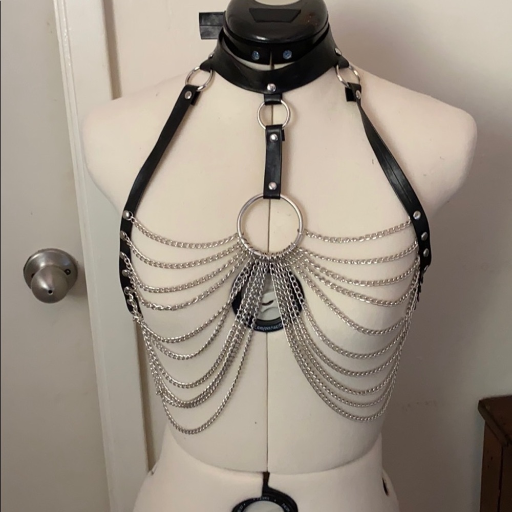 2 for 10 Flux leather and chain harness